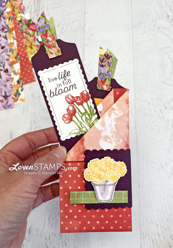 double-pocket-tag-gift-card-holder-stampin-up-flowering-rain-boots-tulip-fields-dsp-fancy-tag-topper-punch-closed-sq